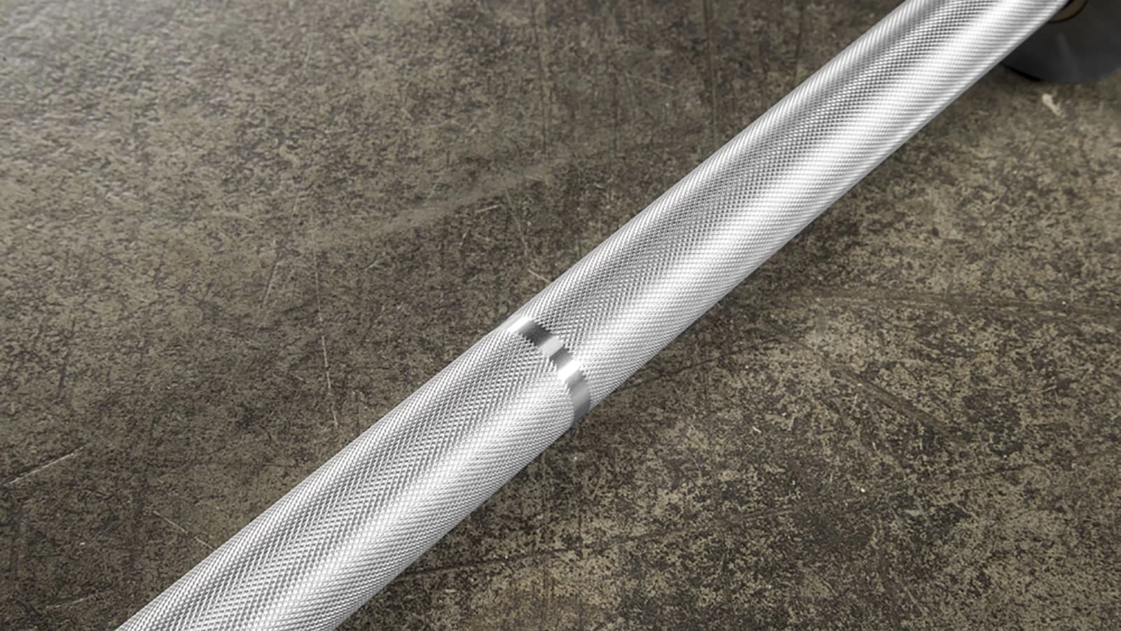 Rogue Euro 28MM Olympic Weightlifting Bar - Image 5