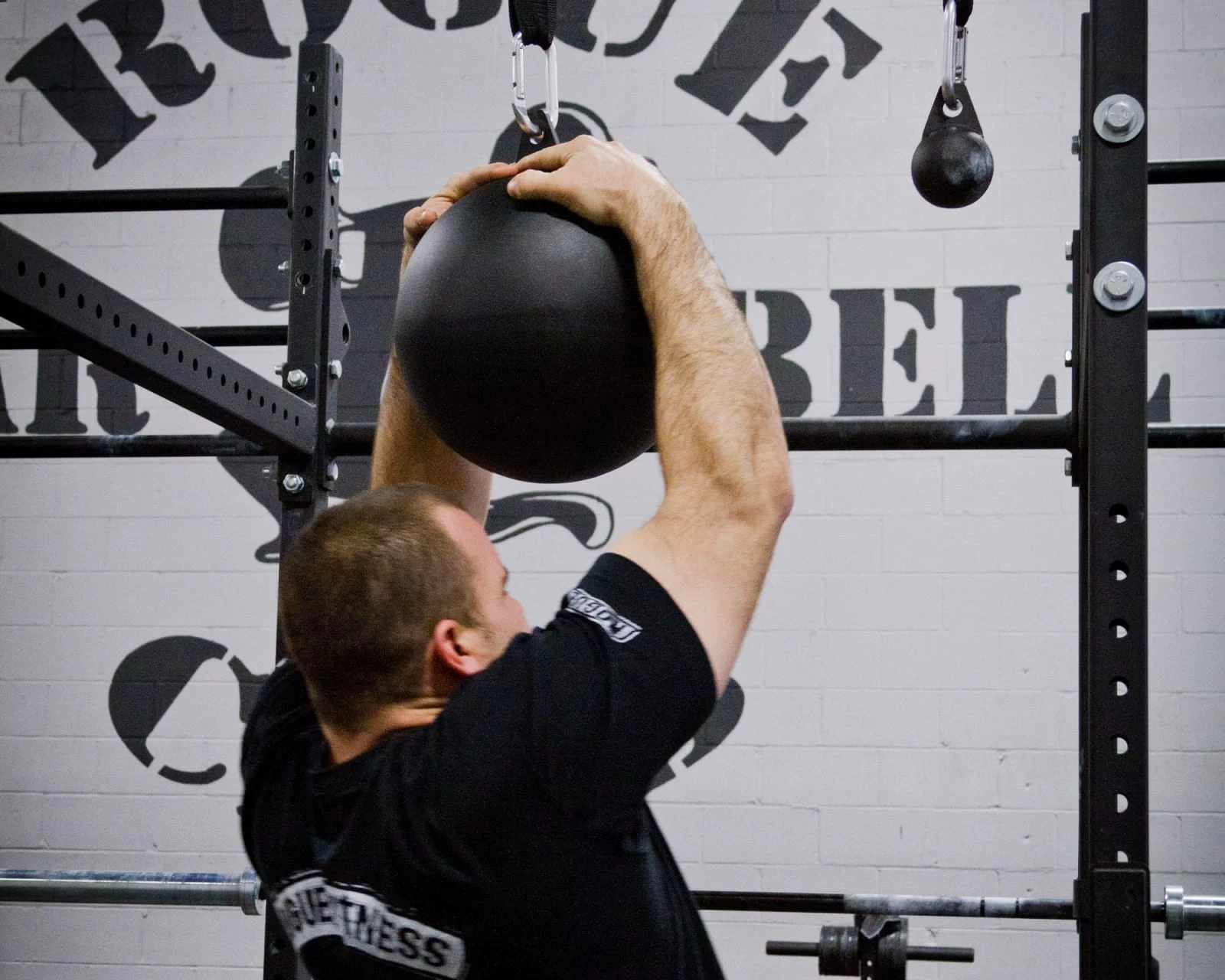 Rogue 12" Pull-up Globe - Image 2